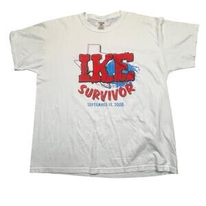 Ike Survivor 2008 T Shirt Men‎ XL White Hurricane Texas Graphic Short Sleeve Tee